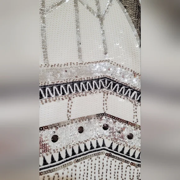 Gianni Bini Sequin Embellished Mini Skirt - Black and Silver | Size Small - Picture 2 of 6